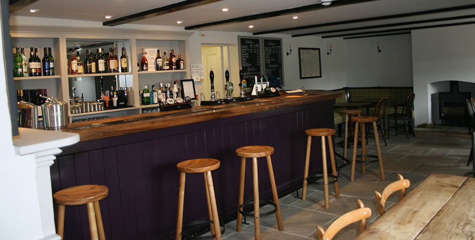 Three Horseshoes Pub in Roydon